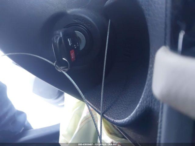 Toyota Corolla Le Image 15