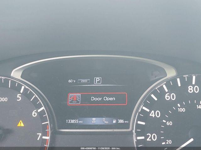 Nissan Pathfinder Sl Image 12