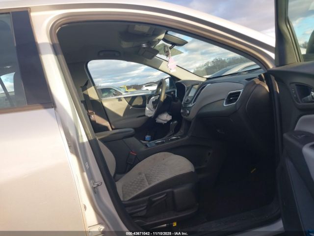 Chevrolet Equinox Ls Image 7