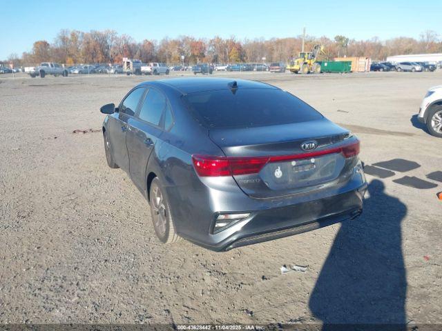 Kia Forte Lxs Image 13