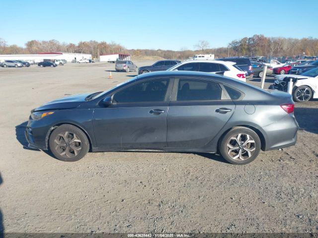 Kia Forte Lxs Image 16