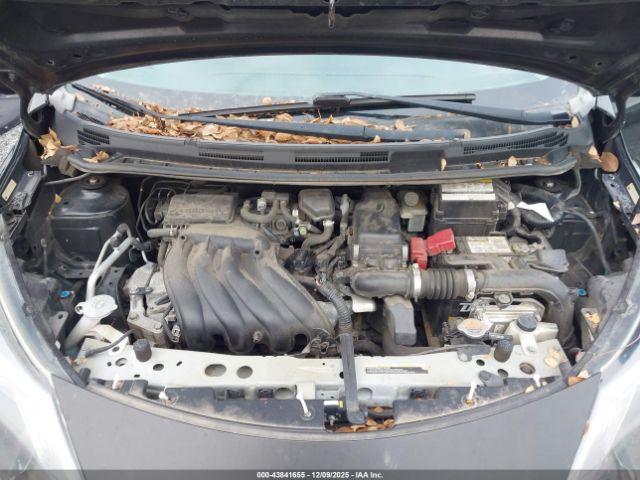 Nissan Versa Sv Image 10