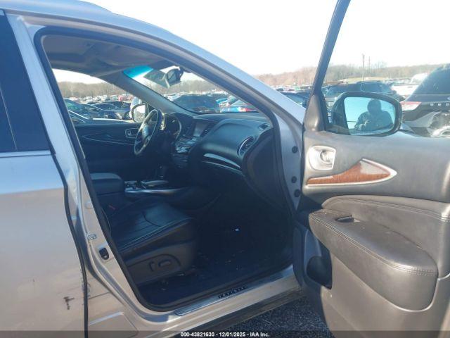 INFINITI JX35 Image 2