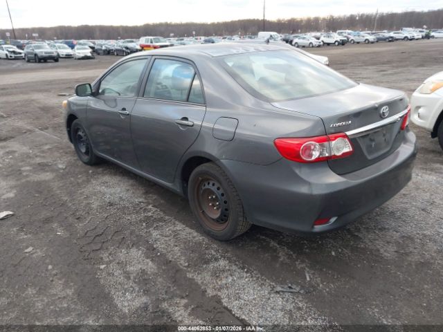 Toyota Corolla Le Image 8