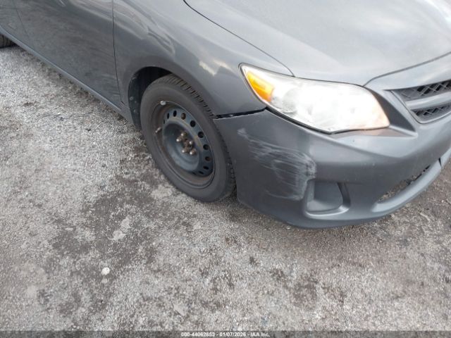 Toyota Corolla Le Image 4