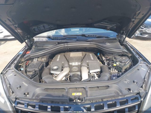 Mercedes-Benz M-Class 4matic Image 12