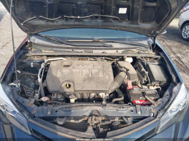 Toyota Corolla Se Image 10