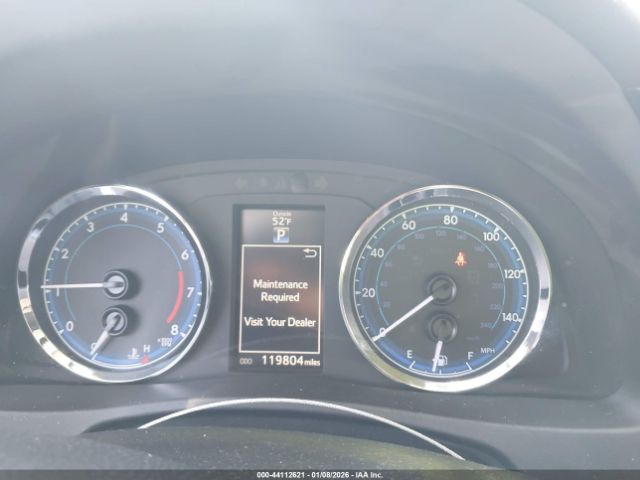 Toyota Corolla Se Image 12