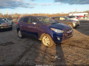  Salvage Hyundai TUCSON