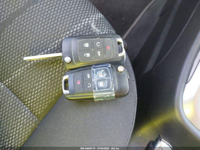 Chevrolet Sonic Lt Auto Image 10