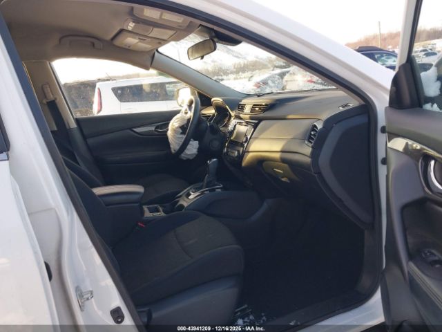 Nissan Rogue Sv Image 11