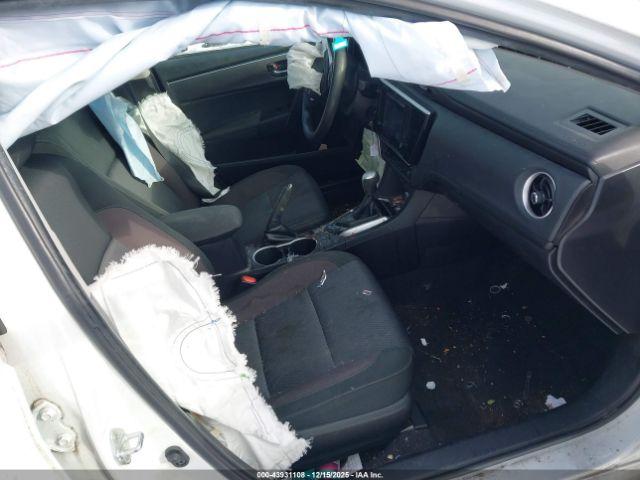 Toyota Corolla Le Image 15