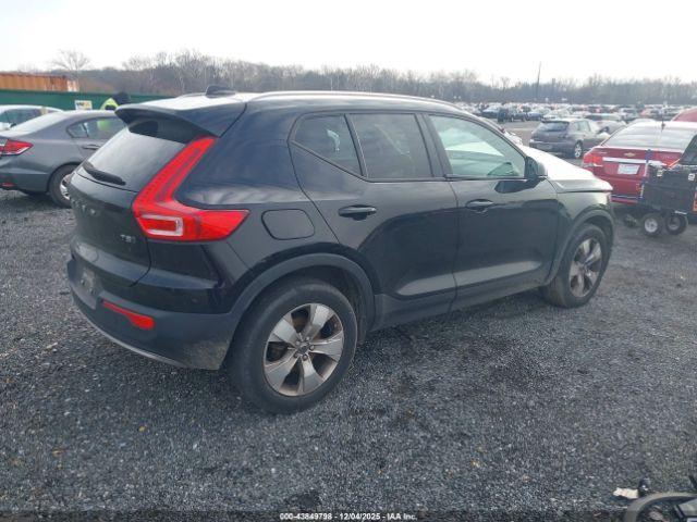 Volvo XC40 T5 Momentum Image 13