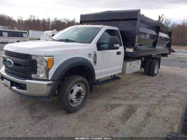 Ford F-550 Xl Image 11