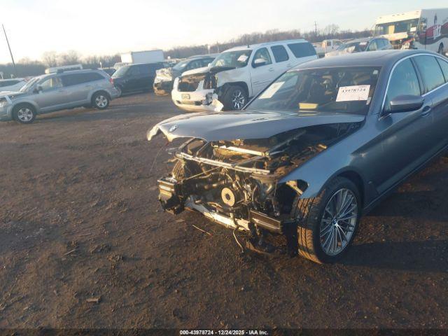 BMW 5 Series Image 11