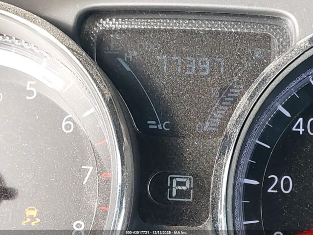 Nissan Versa 1.6 Sv Image 12