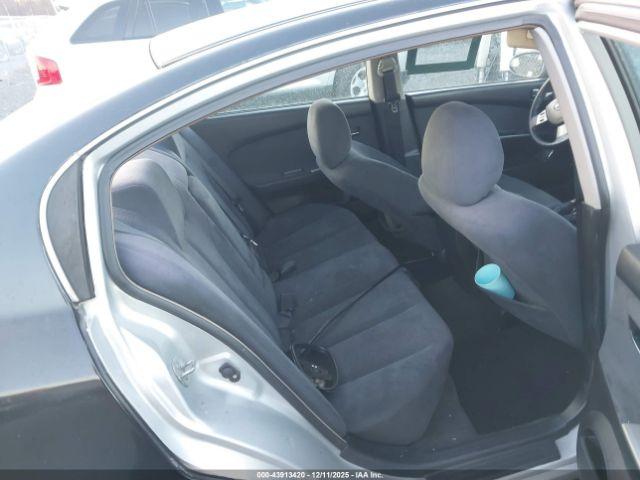 Nissan Altima 2.5 S Image 10