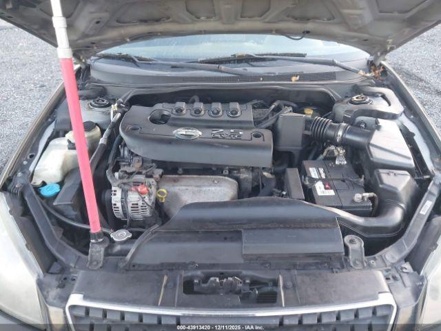 Nissan Altima 2.5 S Image 6