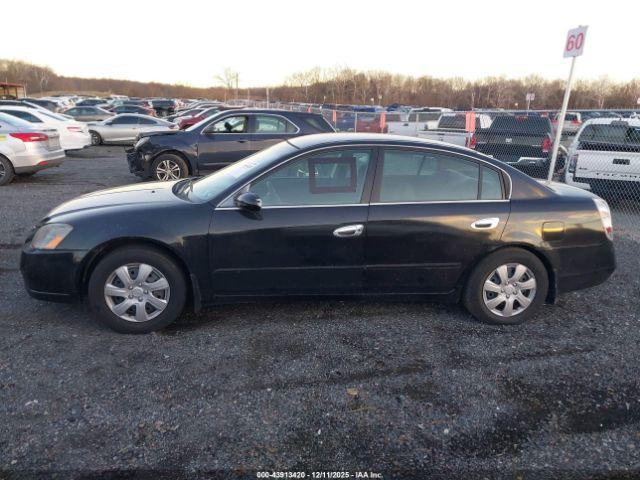 Nissan Altima 2.5 S Image 12