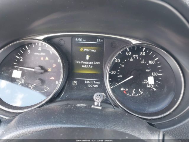 Nissan Rogue S Image 12