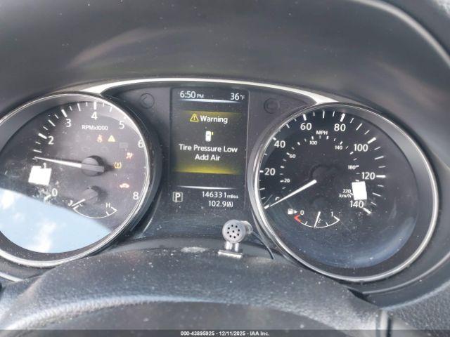 Nissan Rogue S Image 12