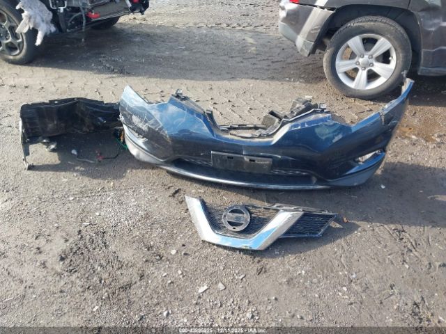 Nissan Rogue S Image 14