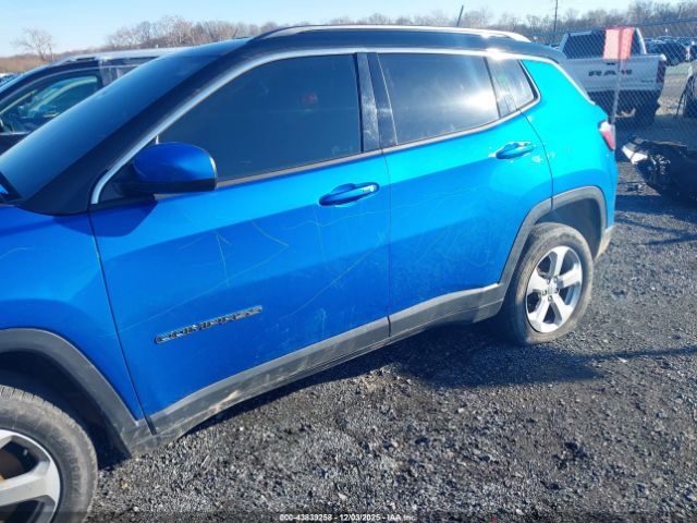 Jeep Compass Latitude 4x4 Image 9