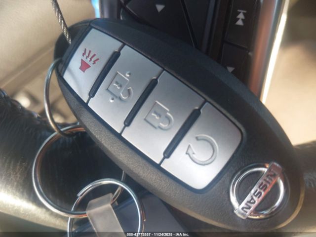 Nissan Rogue Sl Image 8