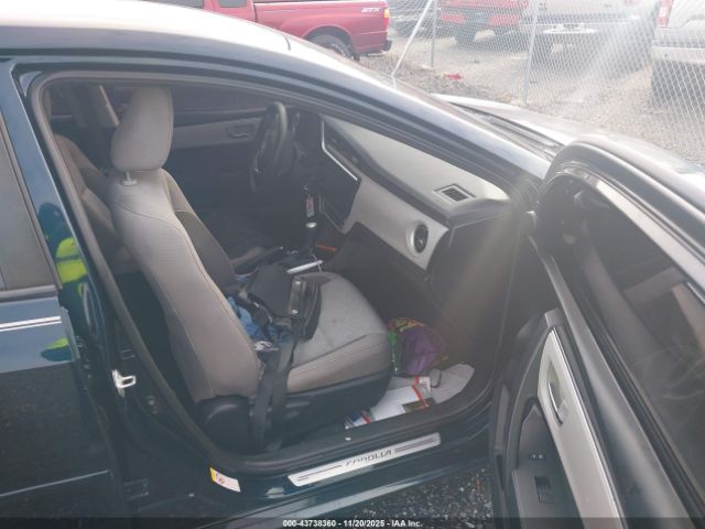 Toyota Corolla Le Image 12