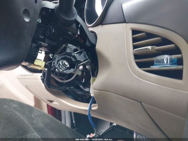 Hyundai ELANTRA Gls Image 9