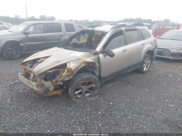 Subaru Outback 2.5i Image 9