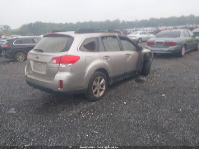 Subaru Outback 2.5i Image 10