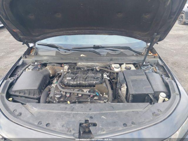 Chevrolet Impala 1lt Image 8