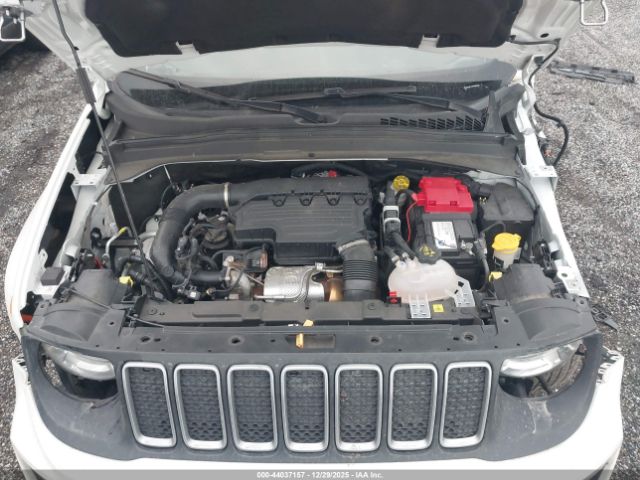 Jeep Renegade Latitude 4x4 Image 8