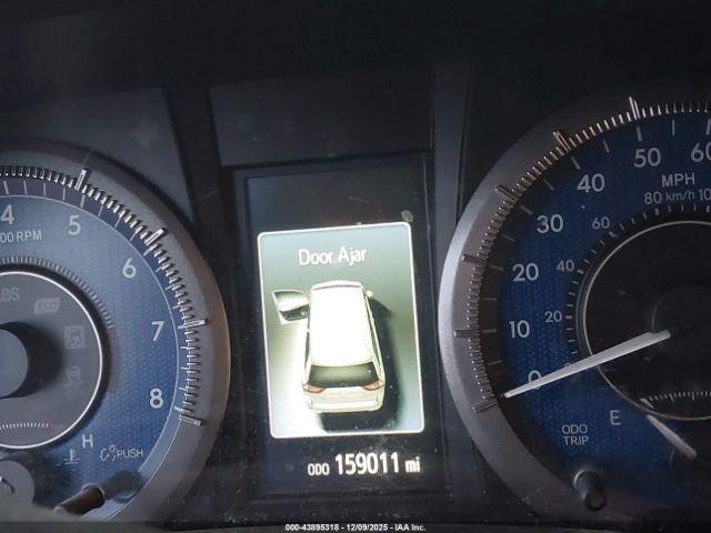 Toyota Sienna Le 8 Passenger Image 14