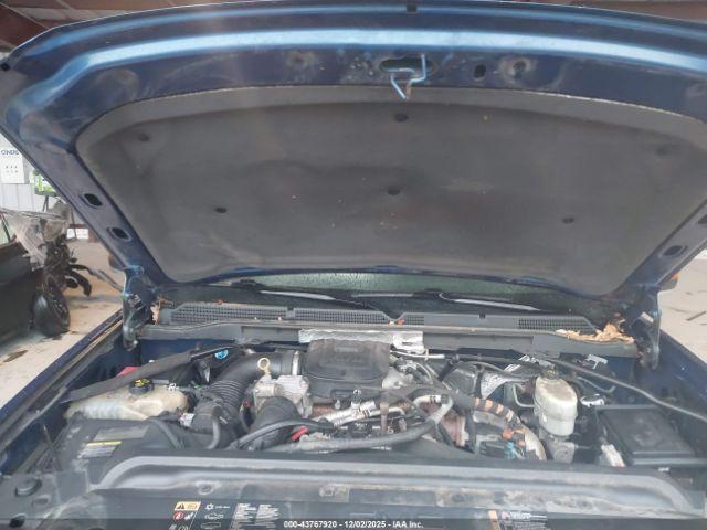 GMC Sierra 2500 Denali Image 7