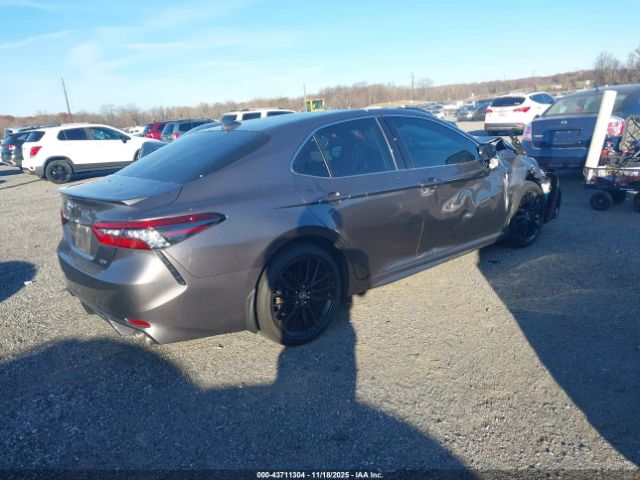 Toyota Camry Xse Image 12