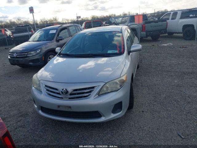 Toyota Corolla Le Image 9