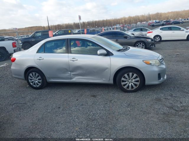 Toyota Corolla Le Image 11