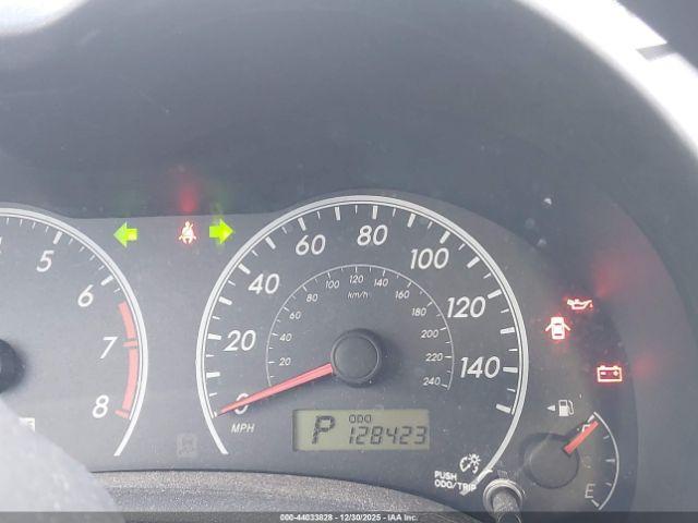 Toyota Corolla Le Image 10