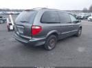 Chrysler Town & Country Touring Image 12