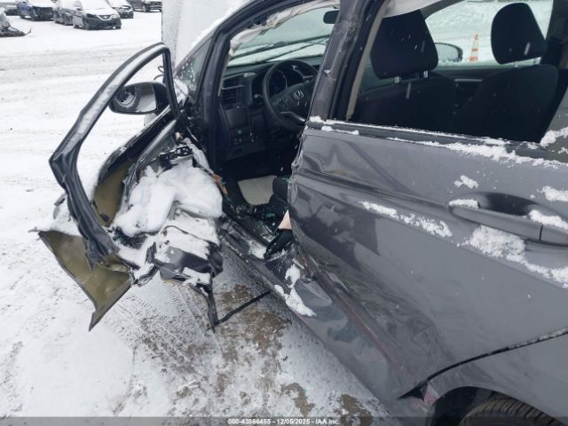 Honda Fit Ex Image 3