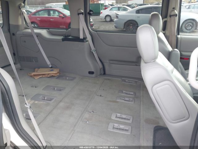 Oldsmobile Silhouette Gls Image 6