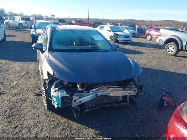 Toyota Camry Se Awd Image 13