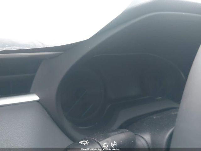 Toyota Venza Xle Image 8