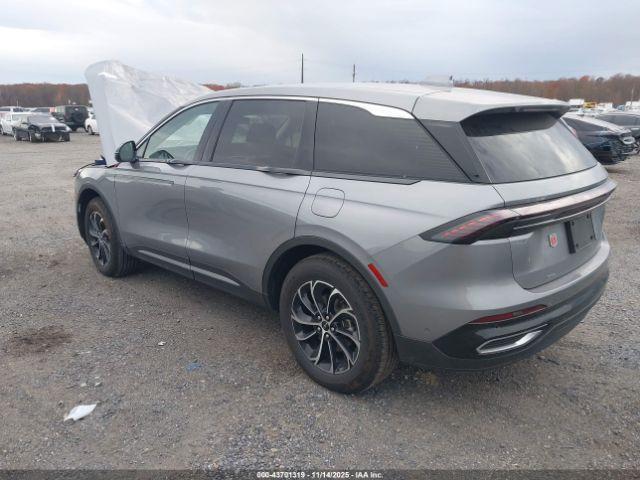 Lincoln Nautilus Premiere Image 16