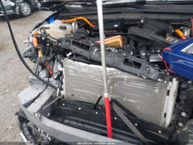 Lincoln Nautilus Premiere Image 3