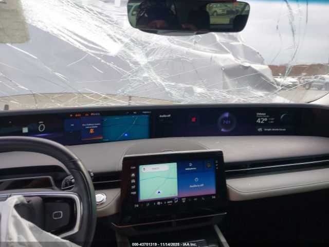 Lincoln Nautilus Premiere Image 5