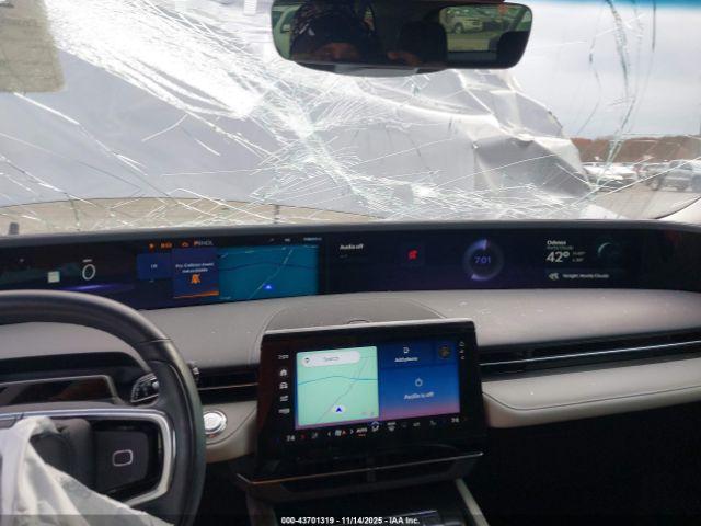 Lincoln Nautilus Premiere Image 5