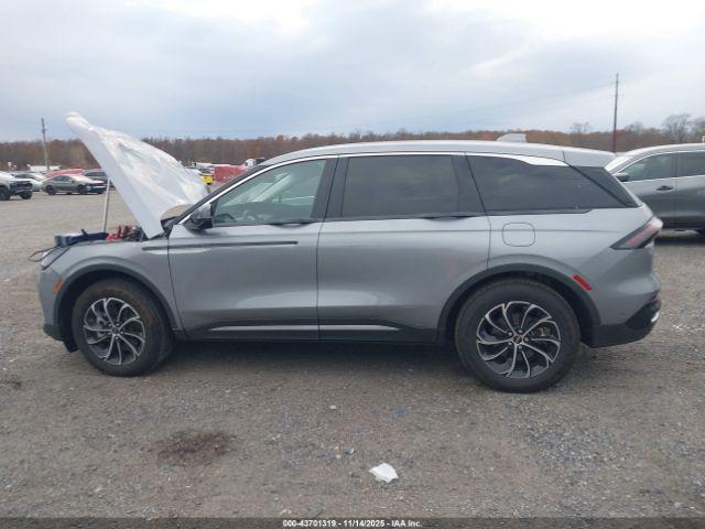 Lincoln Nautilus Premiere Image 10